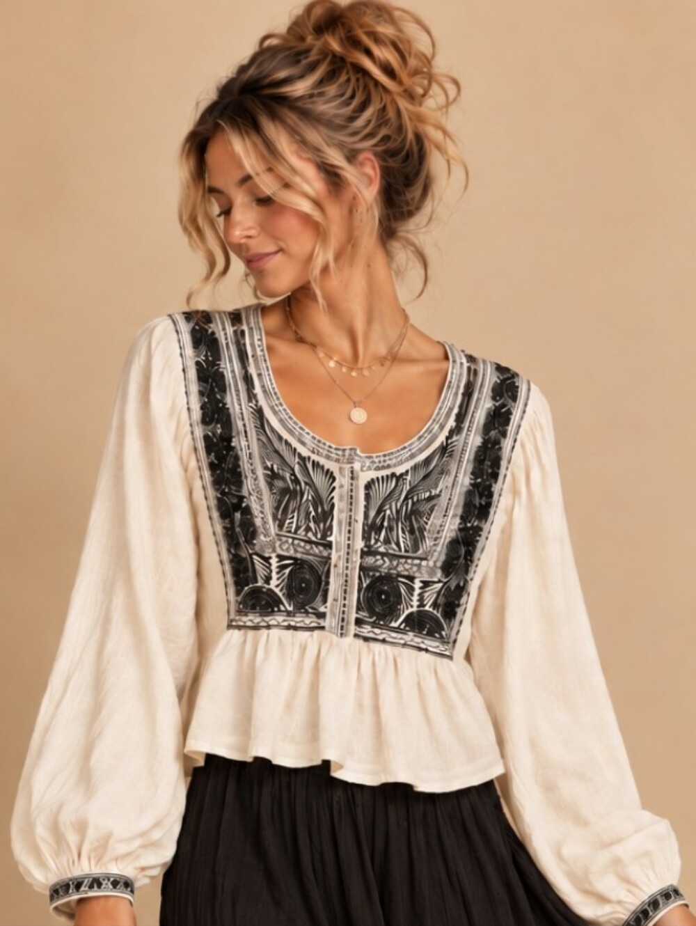 Free People Embroidered Boho Peasant Blouse Small White Black EUC